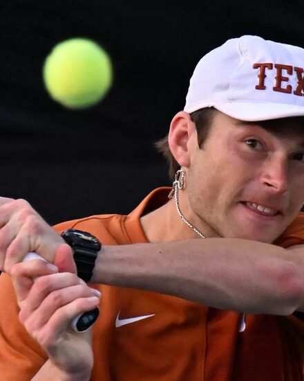 Sebastian Gorzny, Texas Longhorns star